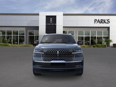 New 2026 Lincoln Navigator Reserve image 29