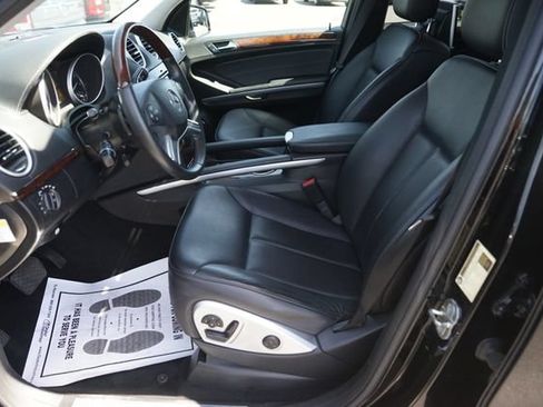 Used 2011 Mercedes-Benz GL 450 4MATIC image 9