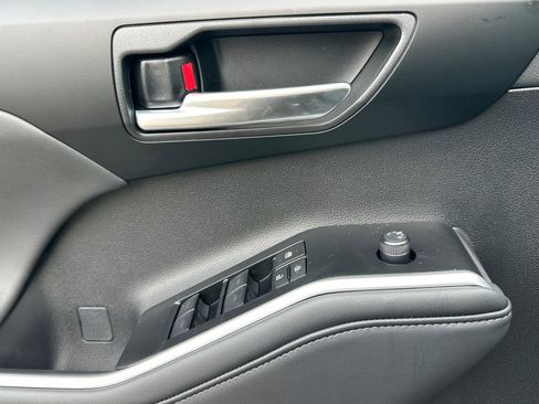 New 2026 Toyota Highlander XSE image 9