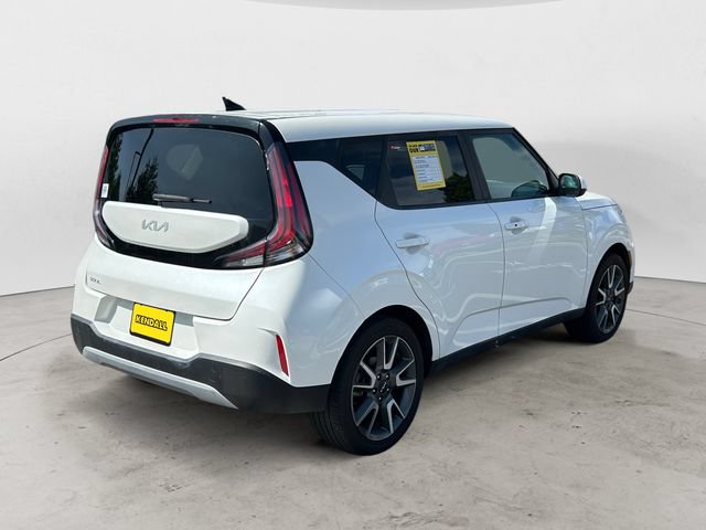 Used 2024 Kia Soul EX w/ Option Group 015 FWD image 5