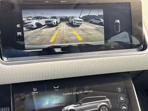 Used 2020 Land Rover Range Rover Evoque S AWD/4WD image 25