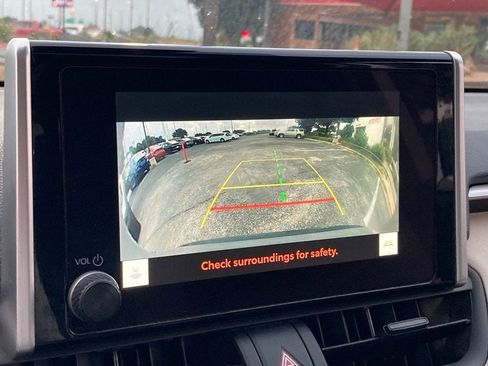 Used 2024 Toyota RAV4 XLE w/ Convenience Package FWD image 24