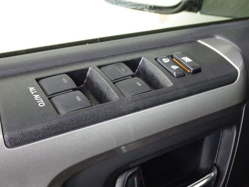 Used 2019 Toyota 4Runner SR5 Premium image 17