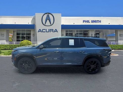 Used 2024 Chevrolet Traverse RS AWD/4WD image 8