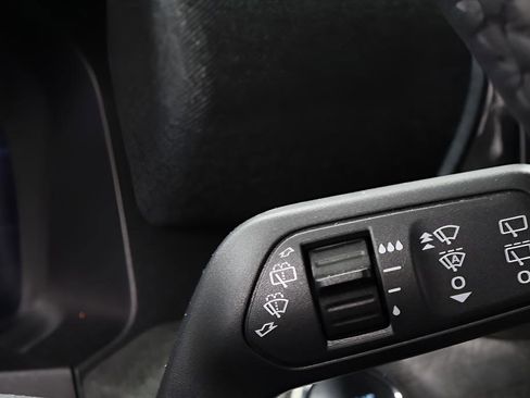 Used 2025 Ford Explorer Platinum w/ LUX Leather Package AWD/4WD image 19