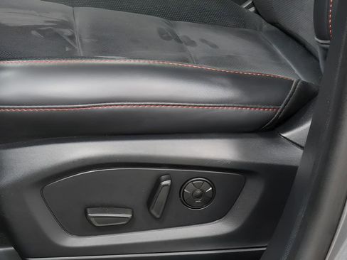 Used 2025 Ford Explorer ST AWD/4WD image 22