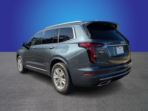 Used 2021 Cadillac XT6 Luxury FWD image 2