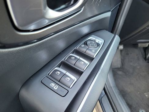 Certified 2023 Kia Sorento LX AWD/4WD image 27