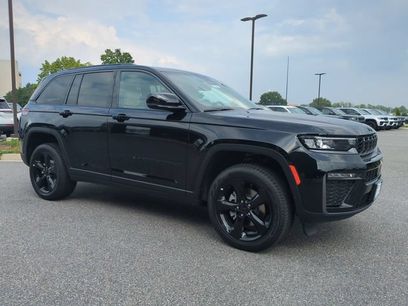 New 2026 Jeep Grand Cherokee Limited w/ Limited Altitude Package