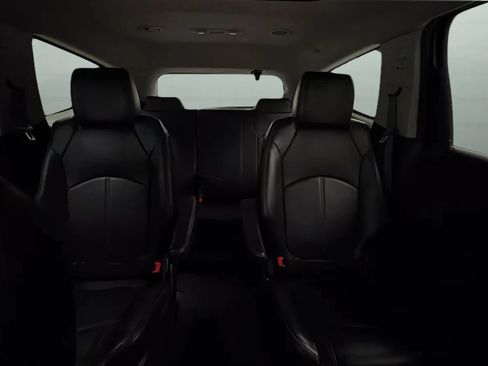 Used 2016 Chevrolet Traverse LT AWD/4WD image 18