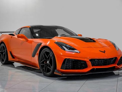Used 2019 Chevrolet Corvette ZR1 image 3
