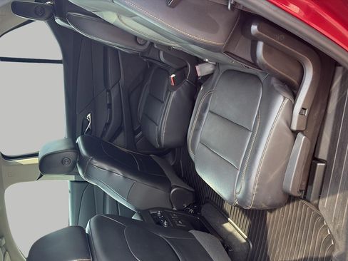 Used 2018 Chevrolet Traverse Premier w/ LPO, 'HIT The Road' Package AWD/4WD image 11