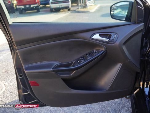 Used 2017 Ford Focus RS image 15