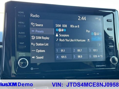 Used 2022 Toyota Corolla SE image 27