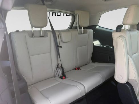 Used 2019 Subaru Ascent Limited AWD/4WD image 32