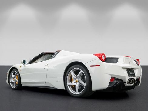 Certified 2014 Ferrari 458 Spider RWD image 5