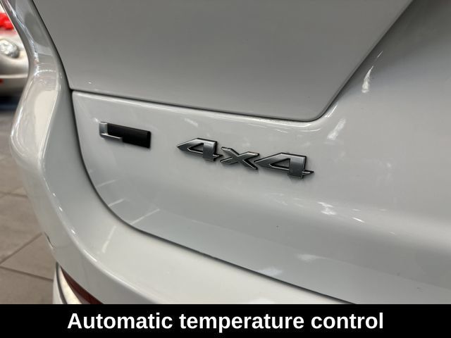 Used 2023 Jeep Grand Cherokee L Summit w/ Advanced Protech Group IV AWD/4WD image 11