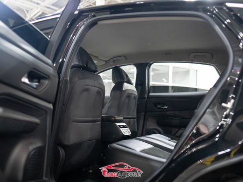 Used 2023 Nissan Ariya ENGAGE image 21