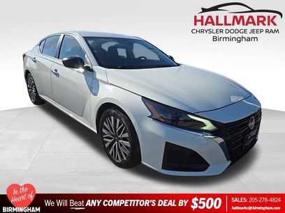 Used 2025 Nissan Altima 2.5 SV