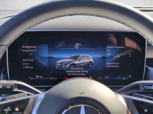 Used 2026 Mercedes-Benz GLC 300 image 11
