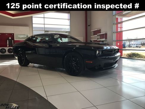 Certified 2020 Dodge Challenger R/T w/ Carbon/Suede Interior Package image 4