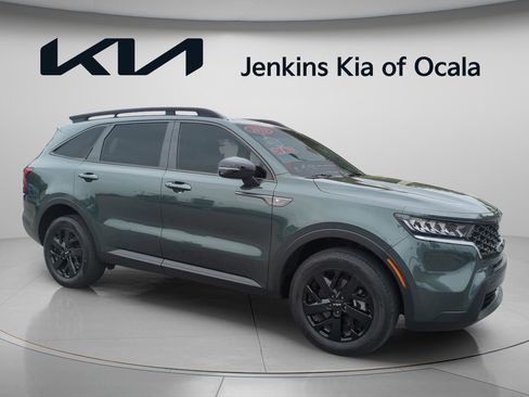 Certified 2023 Kia Sorento S w/ Panoramic Sunroof Package image 9
