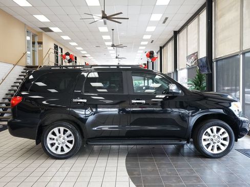 Used 2011 Toyota Sequoia Platinum AWD/4WD image 15