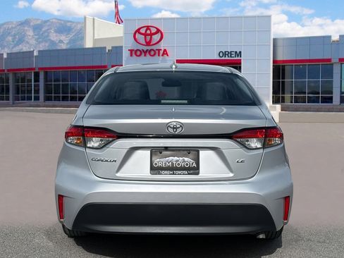 Used 2023 Toyota Corolla LE image 4