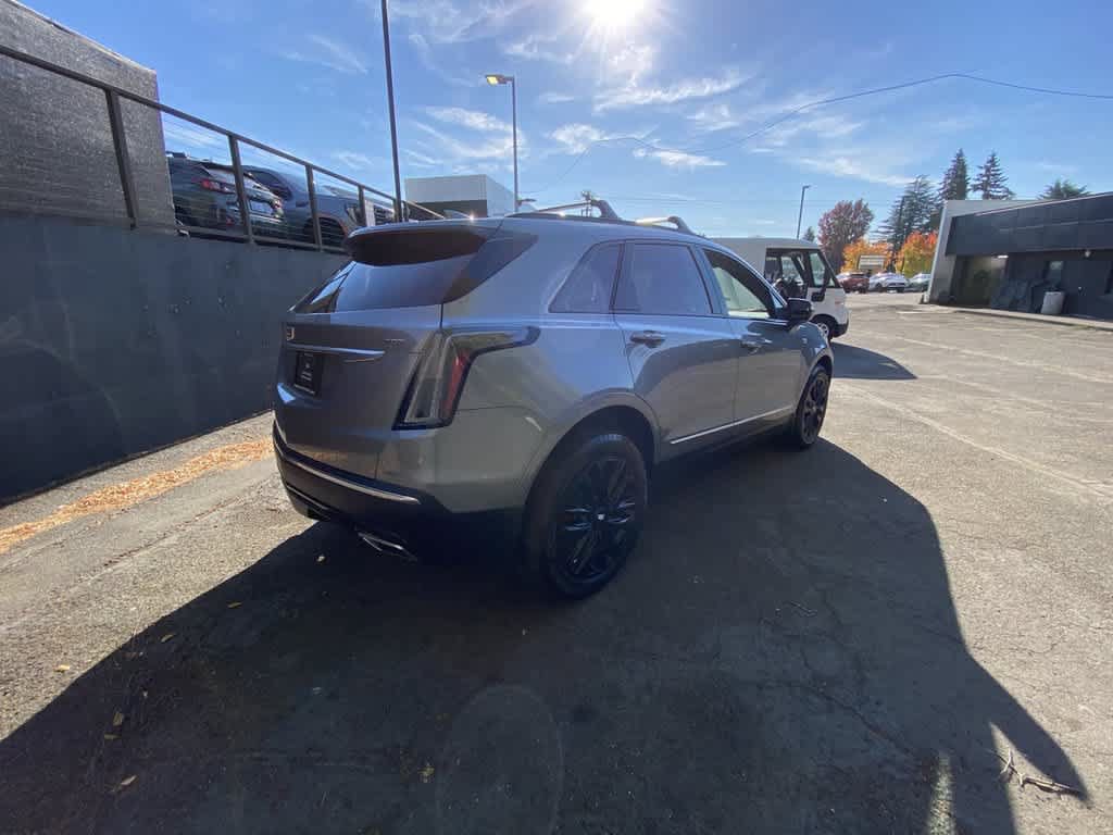 Used 2023 Cadillac XT5 Sportv w/ Technology Package AWD/4WD image 6