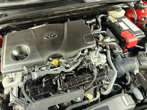 Used 2021 Toyota Camry SE FWD image 31