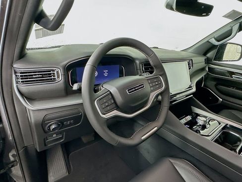 New 2026 Jeep Grand Wagoneer Limited AWD/4WD image 15