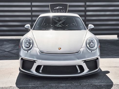 Used 2018 Porsche 911 GT3 w/ Sport Chrono Package RWD image 14
