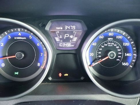 Used 2015 Hyundai Elantra SE FWD image 18