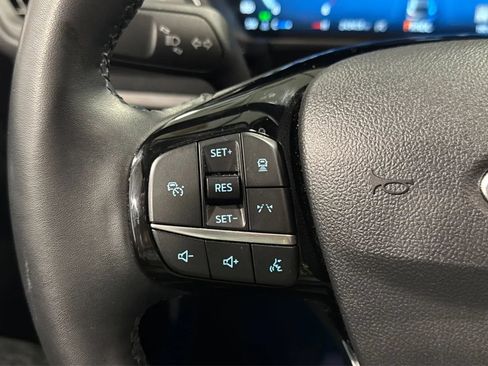 Used 2024 Ford Escape Platinum AWD/4WD image 25