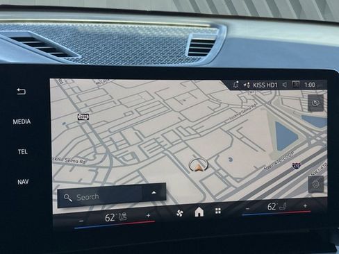 Used 2024 BMW X1 xDrive28i w/ Technology Package image 17