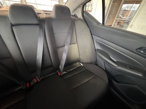 Used 2025 Nissan Altima 2.5 SV image 38