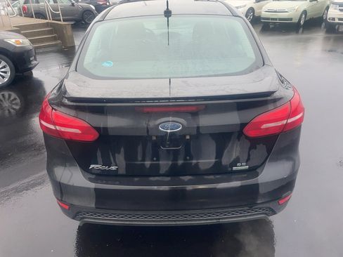 Used 2015 Ford Focus SE w/ SE Ecoboost Package image 8