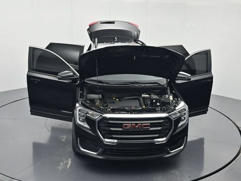Certified 2024 GMC Terrain SLE w/ Driver Convenience Package FWD image 44