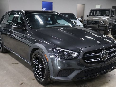 Used 2021 Mercedes-Benz E 450 4MATIC All-Terrain Wagon image 7