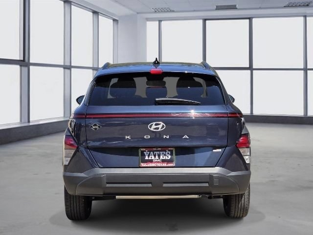 Used 2025 Hyundai Kona SEL AWD/4WD image 6