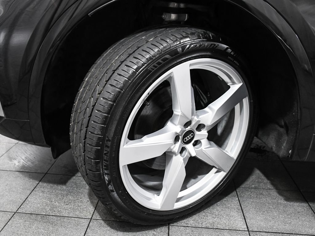 Used 2023 Audi SQ5 Premium w/ Convenience Package AWD/4WD image 7