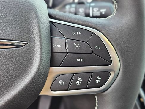 New 2026 Chrysler Voyager LX FWD image 14