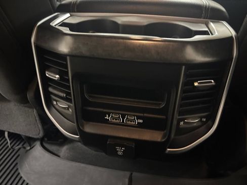 Used 2020 RAM 1500 Big Horn AWD/4WD image 33