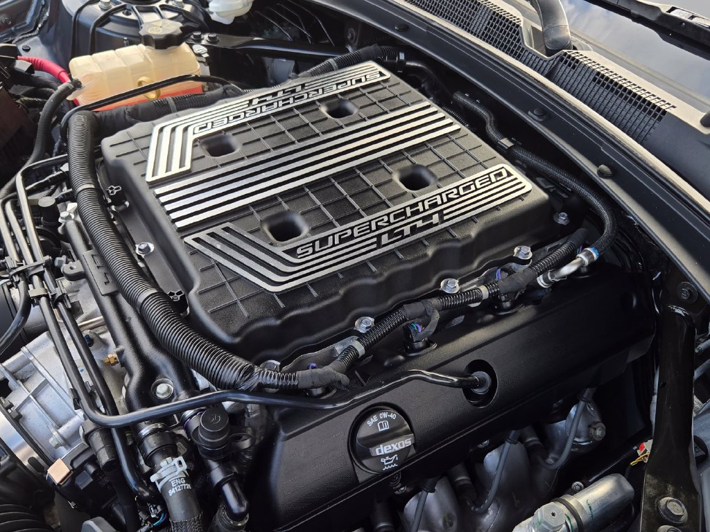 Used 2019 Chevrolet Camaro ZL1 RWD image 40