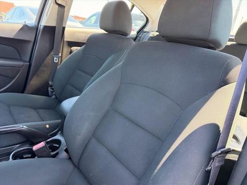 Used 2012 Chevrolet Cruze Eco image 10