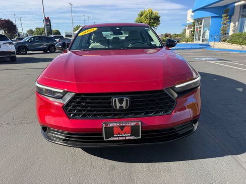 Used 2025 Honda Accord SE image 2