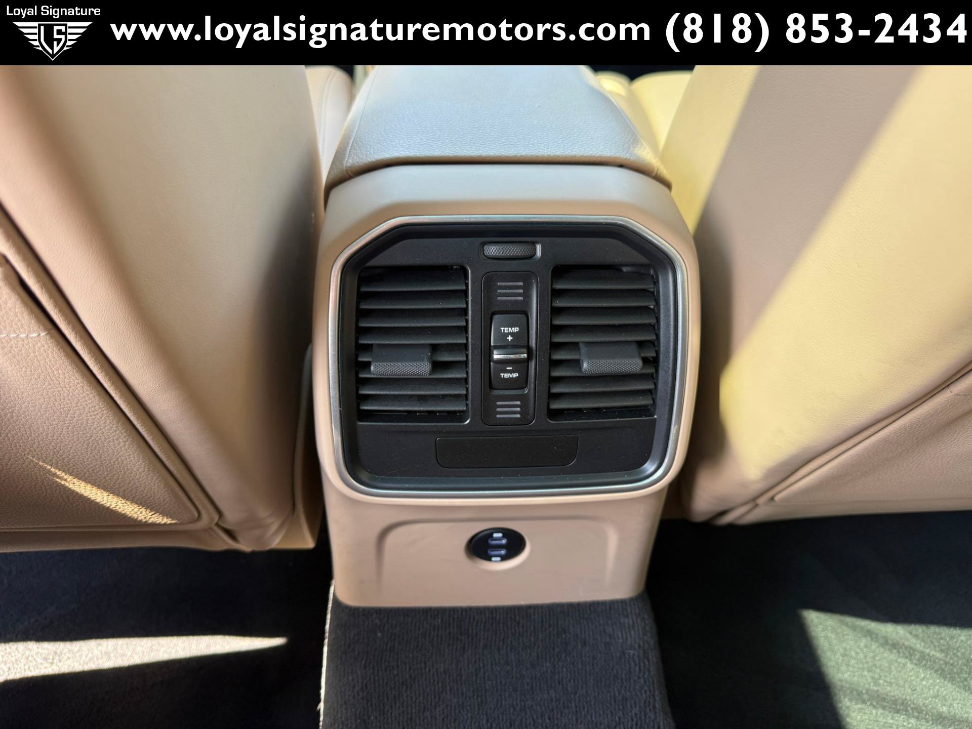 Used 2021 Porsche Macan AWD/4WD image 15