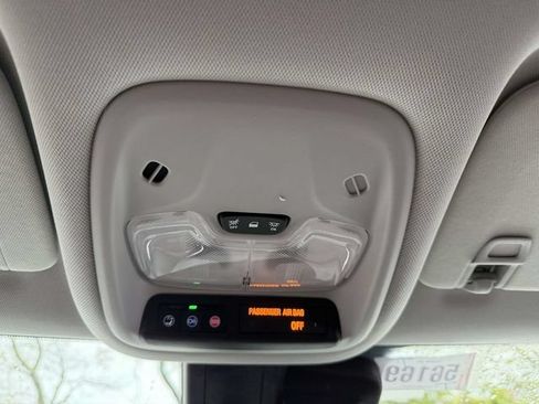 Certified 2023 Chevrolet TrailBlazer LT FWD image 30