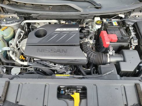 Used 2023 Nissan Rogue SL image 39