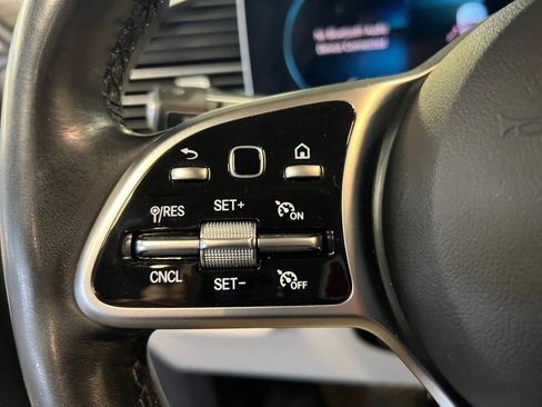Used 2022 Mercedes-Benz GLE 350 4MATIC image 19
